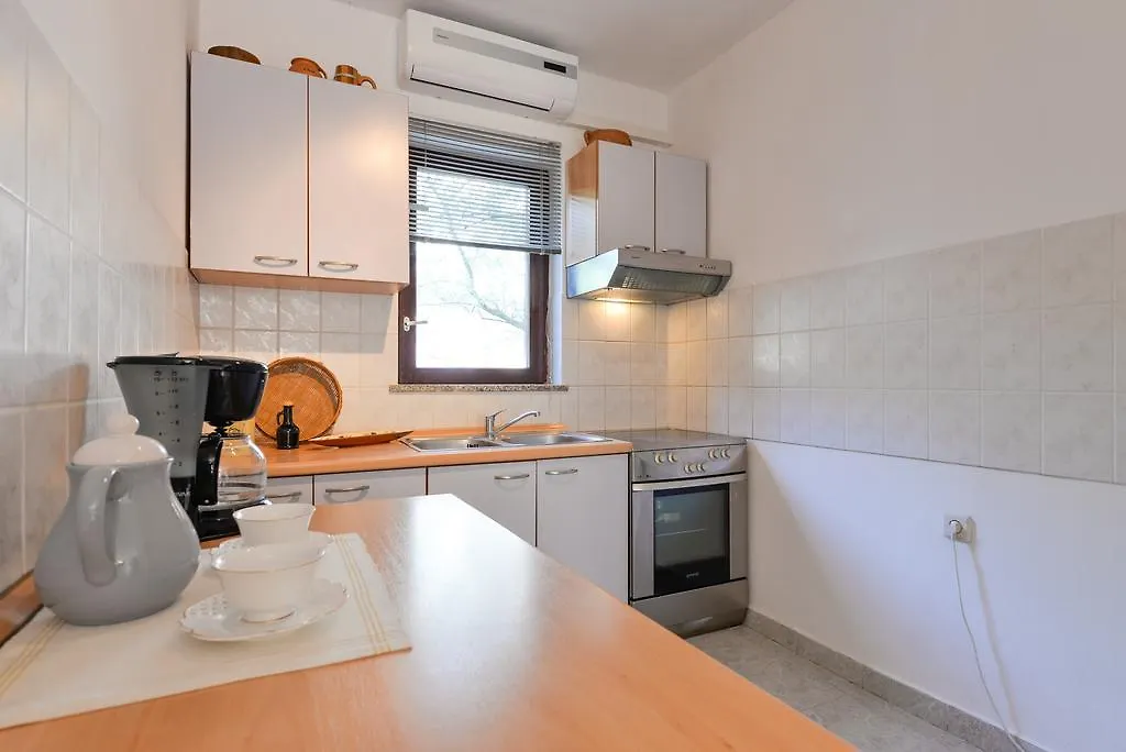 Apartments Doda 자다르 0*,